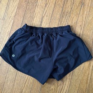 Lululemon Hotty Hot 4” Shorts